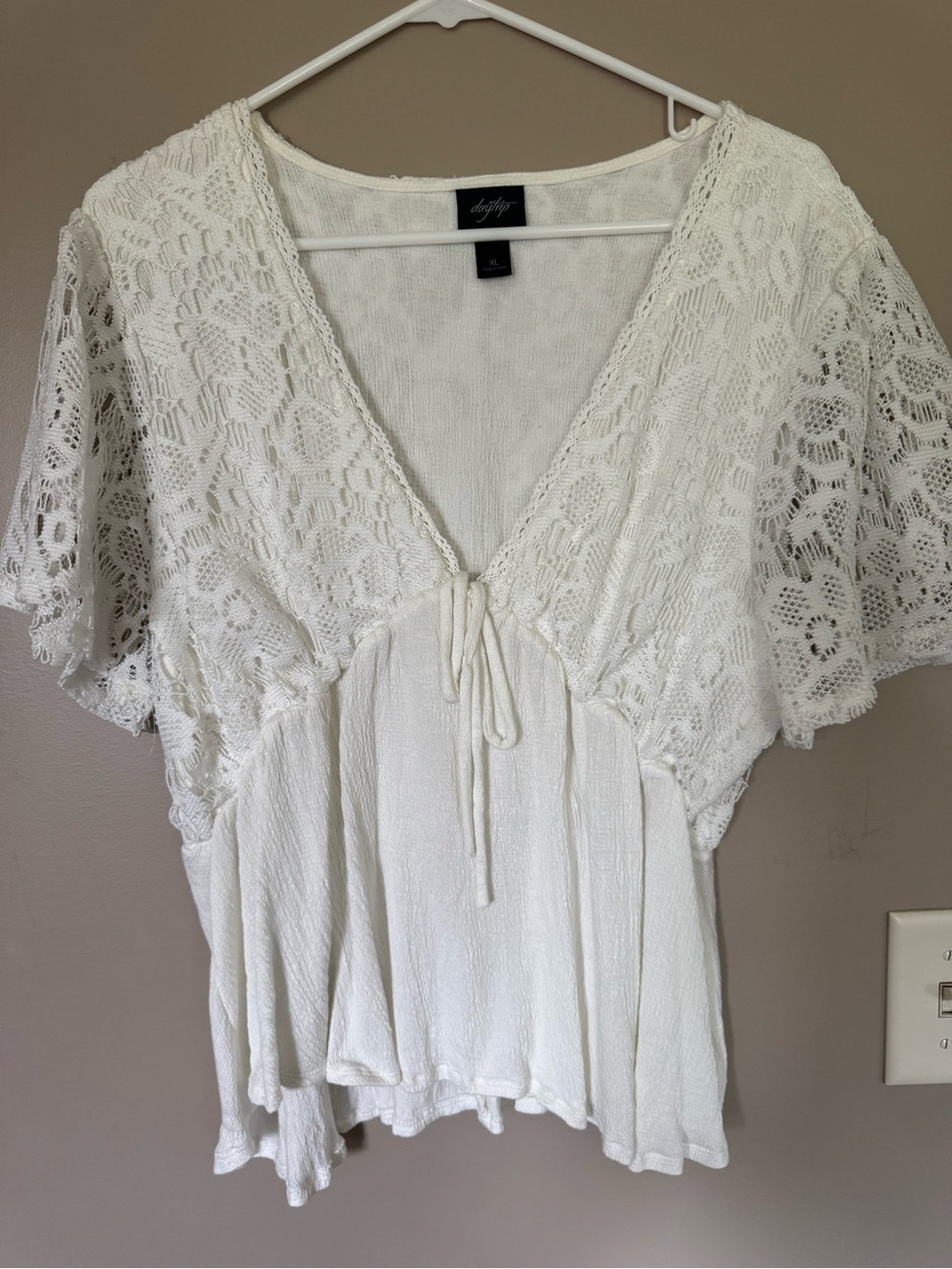 Daytrip White Lace-Detail Tie-Front Blouse
